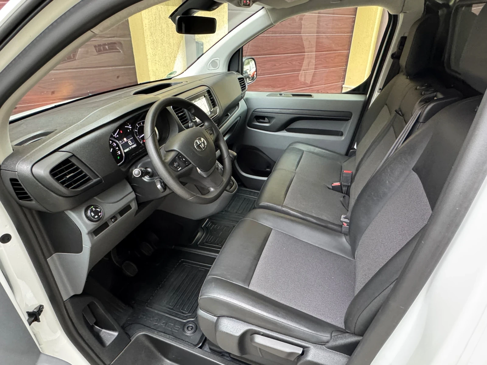 Toyota Proace 2.0D-122ps.  Гаранционен Автомобил! - изображение 8