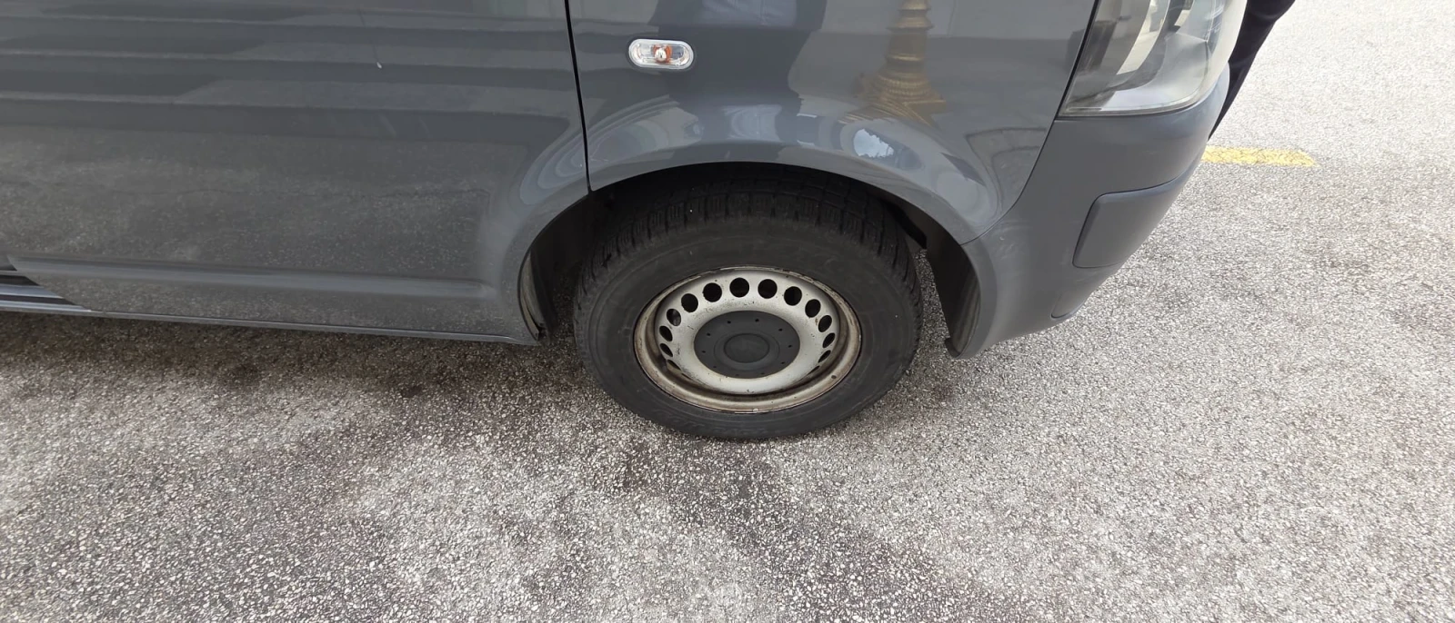 VW Caravelle 2000, снимка 8 - Бусове и автобуси - 54401140