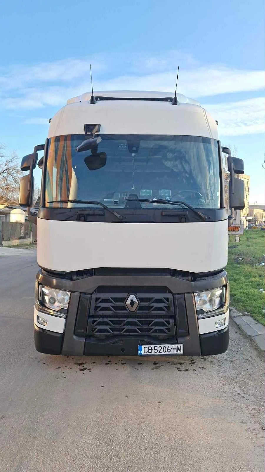 Renault T Mega - изображение 4