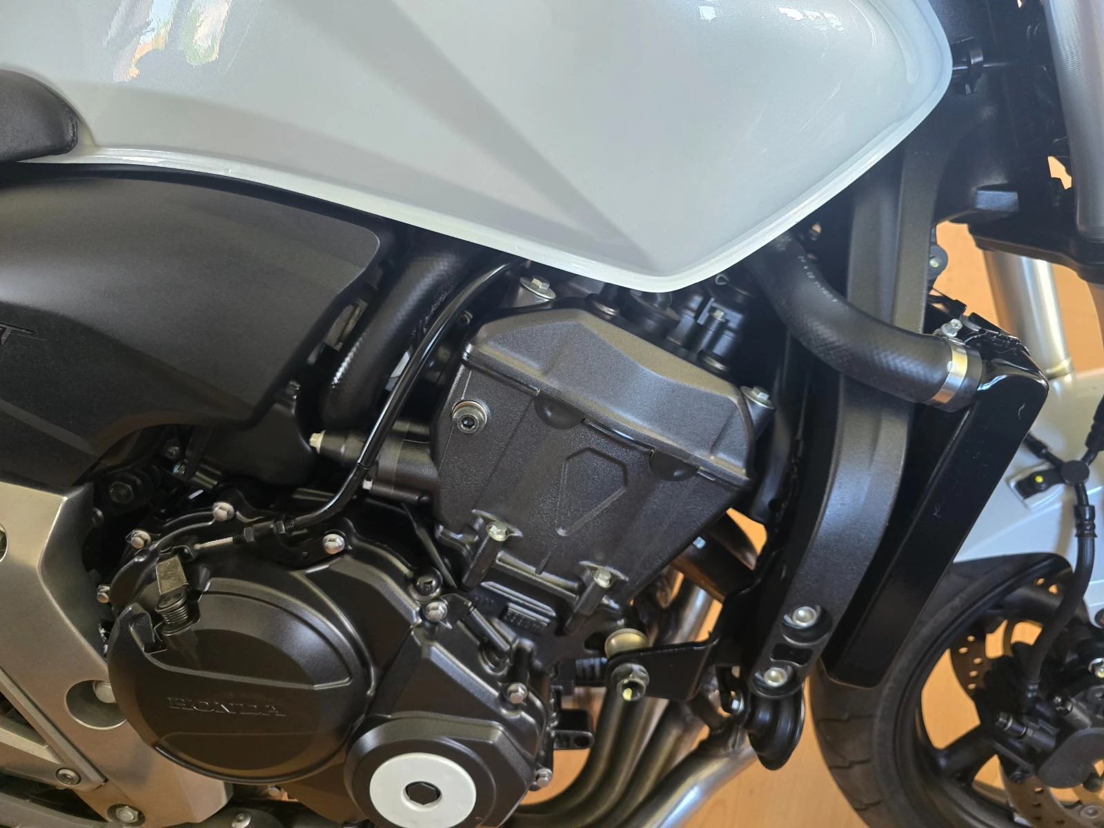Honda Hornet 600 2030km.!!!!! , снимка 14 - Мотоциклети и мототехника - 55162170