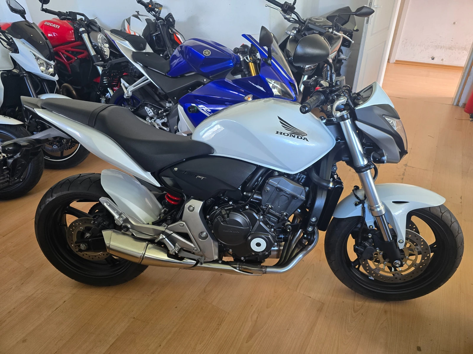 Honda Hornet 600 2030km.!!!!! , снимка 15 - Мотоциклети и мототехника - 55162170