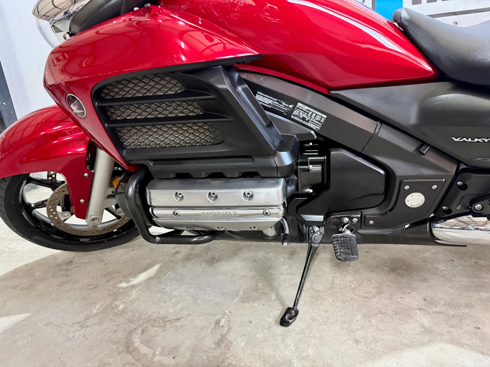 Honda Valkyrie 1800 ABS, снимка 5 - Мотоциклети и мототехника - 55581383