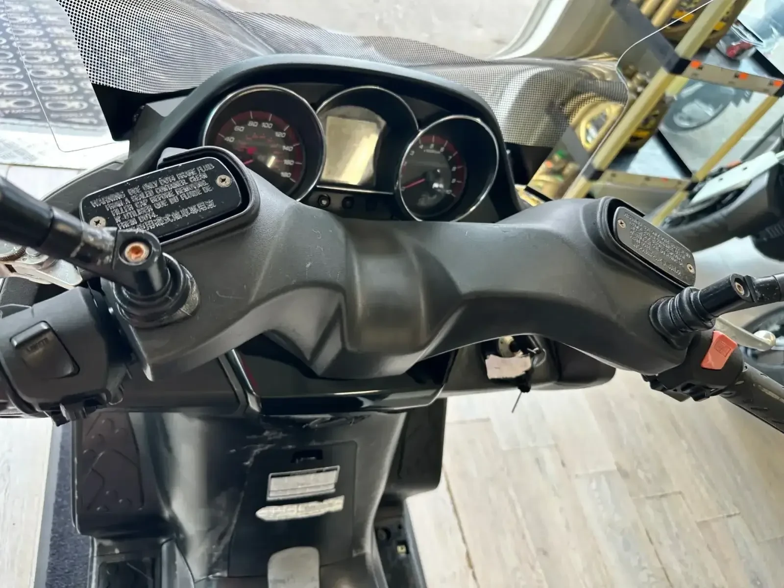 Kymco Downtown 300i 06.2010г., снимка 3 - Мотоциклети и мототехника - 55902637