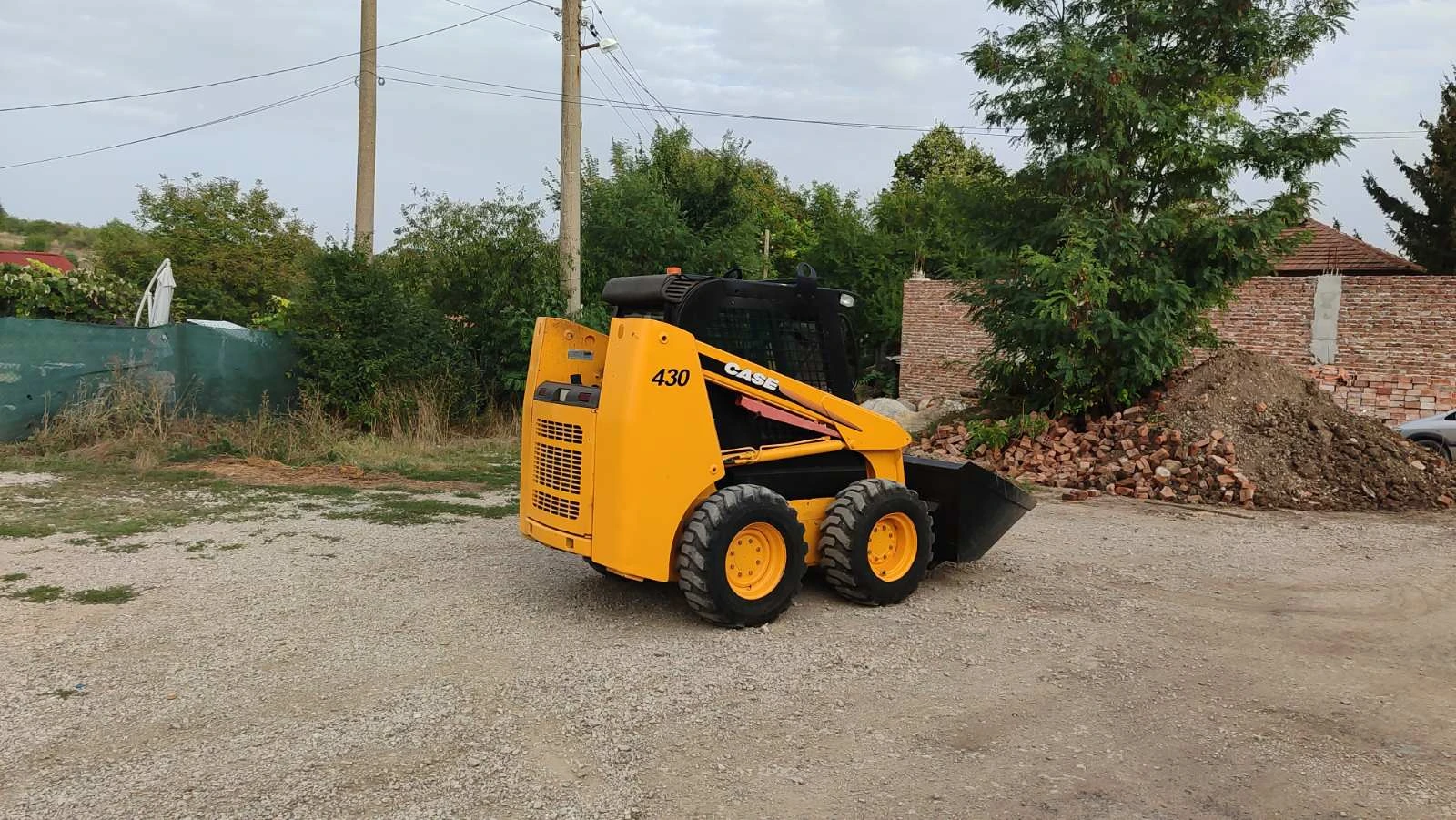 Мини челни товарачи Друга CASE 430 - изображение 4