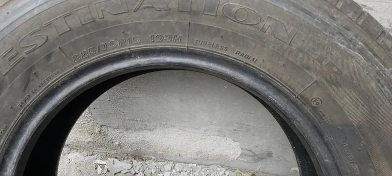 Гуми Зимни 225/70R16, снимка 8 - Гуми и джанти - 31140757