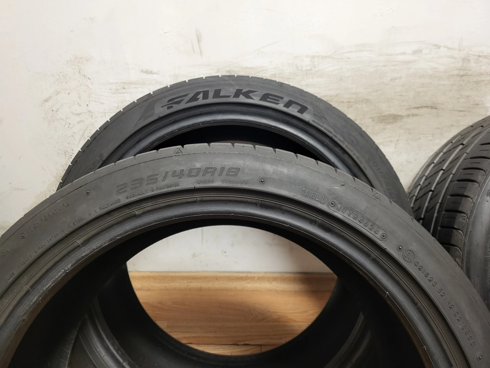Гуми Летни 265/35R18, снимка 7 - Гуми и джанти - 54530296