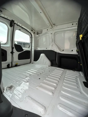 Peugeot Partner 1.6HDi/90 K.C./КЛИМАТИК / 3 МЕСТА, снимка 15