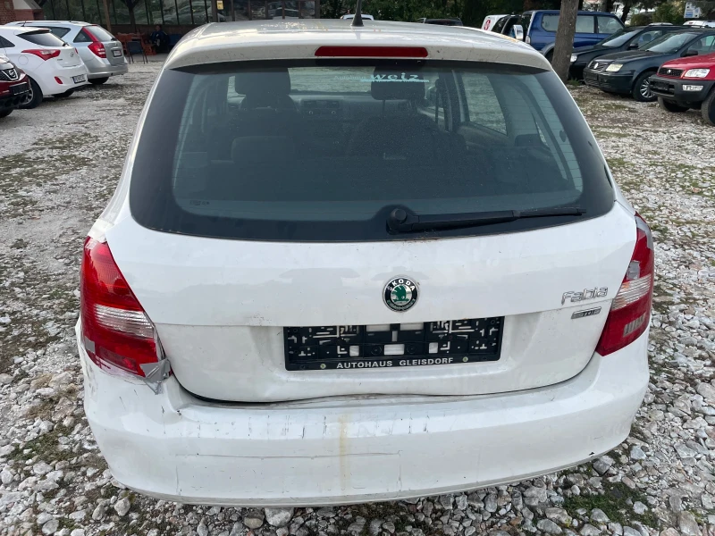 Skoda Fabia 1.6TDI , снимка 5 - Автомобили и джипове - 47359181