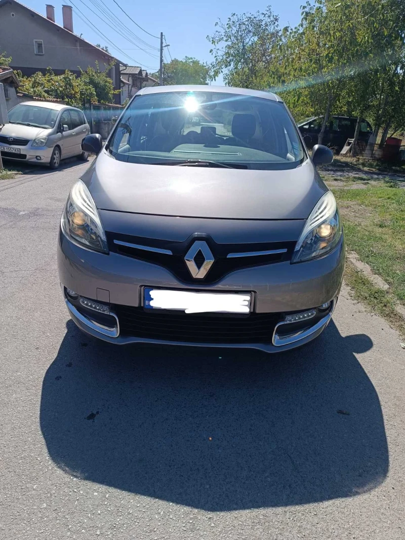 Renault Scenic Bose, снимка 2 - Автомобили и джипове - 47379236