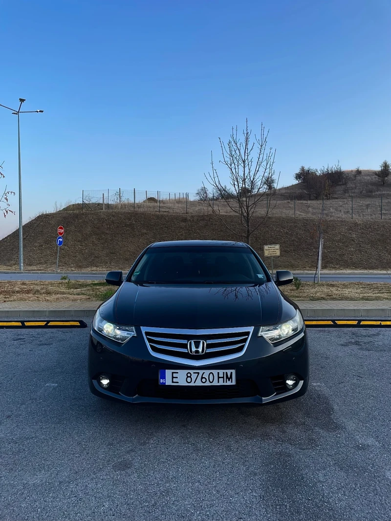 Honda Accord 2.2i-dtec * AUTOMAT* * FACELIFT* * LED* , снимка 1 - Автомобили и джипове - 48146192