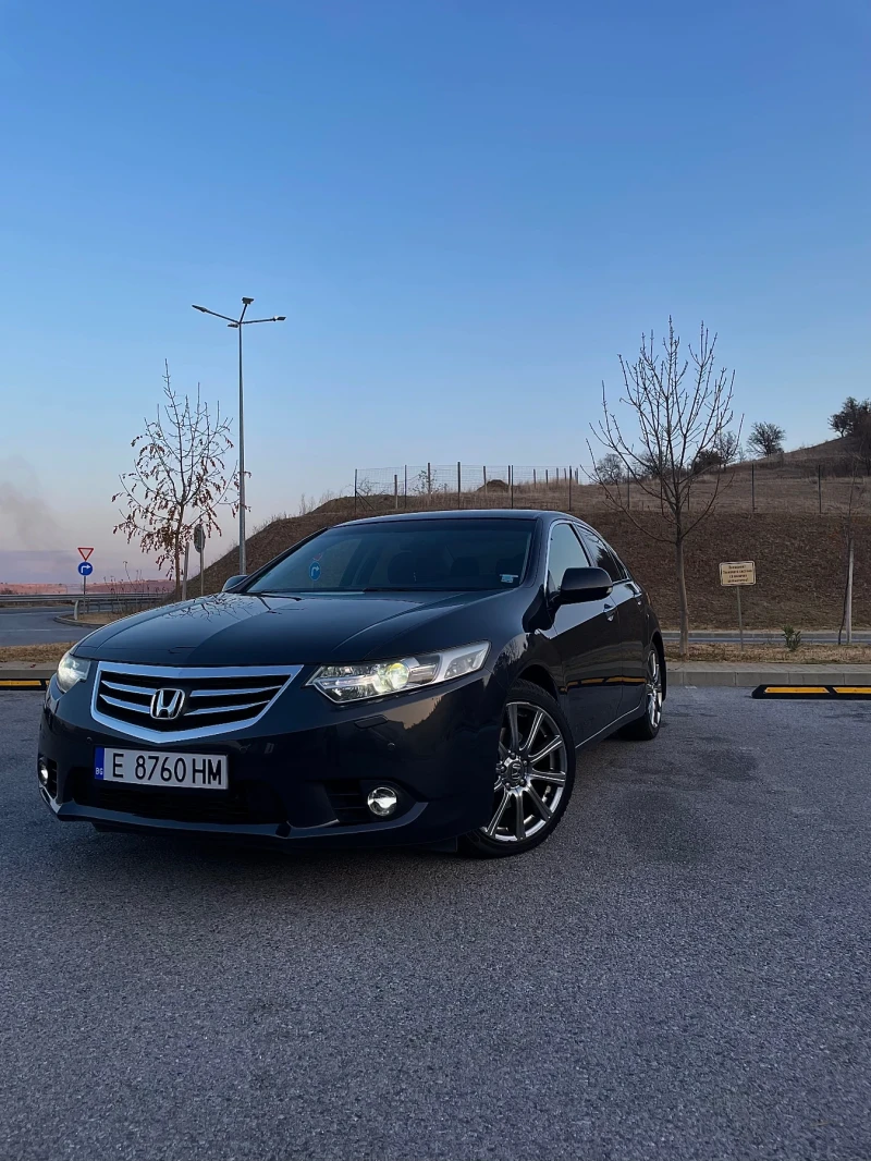 Honda Accord 2.2i-dtec * AUTOMAT* * FACELIFT* * LED* , снимка 2 - Автомобили и джипове - 48146192