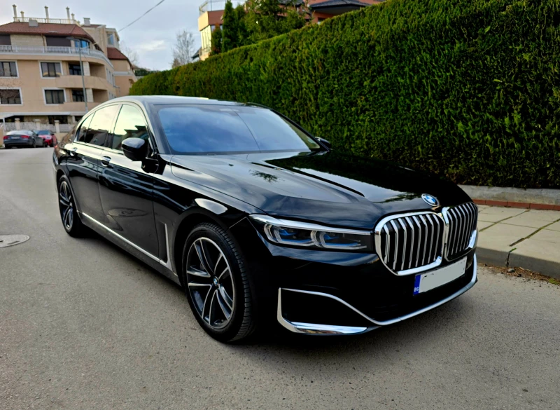 BMW 750 facelift, X-drive, снимка 9 - Автомобили и джипове - 49497735