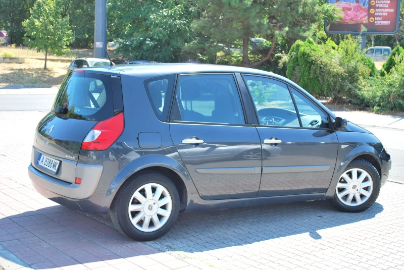 Renault Scenic 1.9 DCI АВТОМАТ, снимка 11 - Автомобили и джипове - 51392774