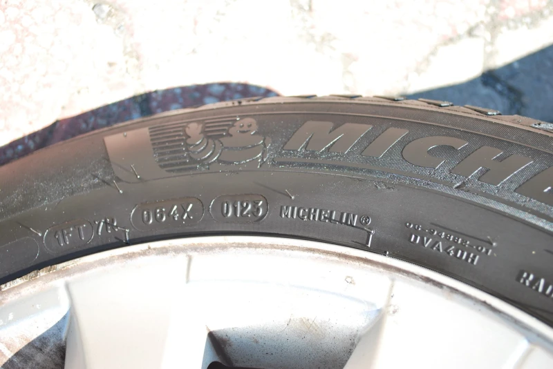 Renault Scenic 1.9 DCI АВТОМАТ, снимка 14 - Автомобили и джипове - 51392774