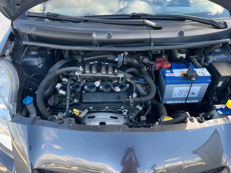 Toyota Yaris 1.3 ГАЗ, снимка 14 - Автомобили и джипове - 52214058