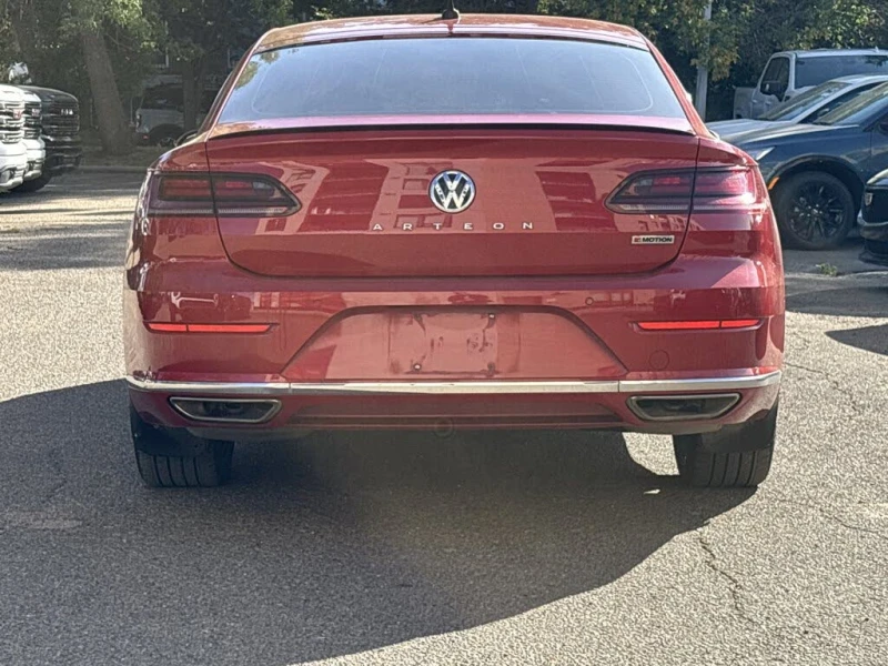 VW Arteon SEL R-Line* АвтоКредит* (ЦЕНА ДО БГ), снимка 3 - Автомобили и джипове - 52553631