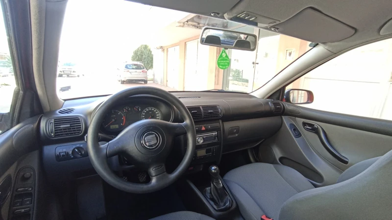 Seat Leon, снимка 5 - Автомобили и джипове - 52592257