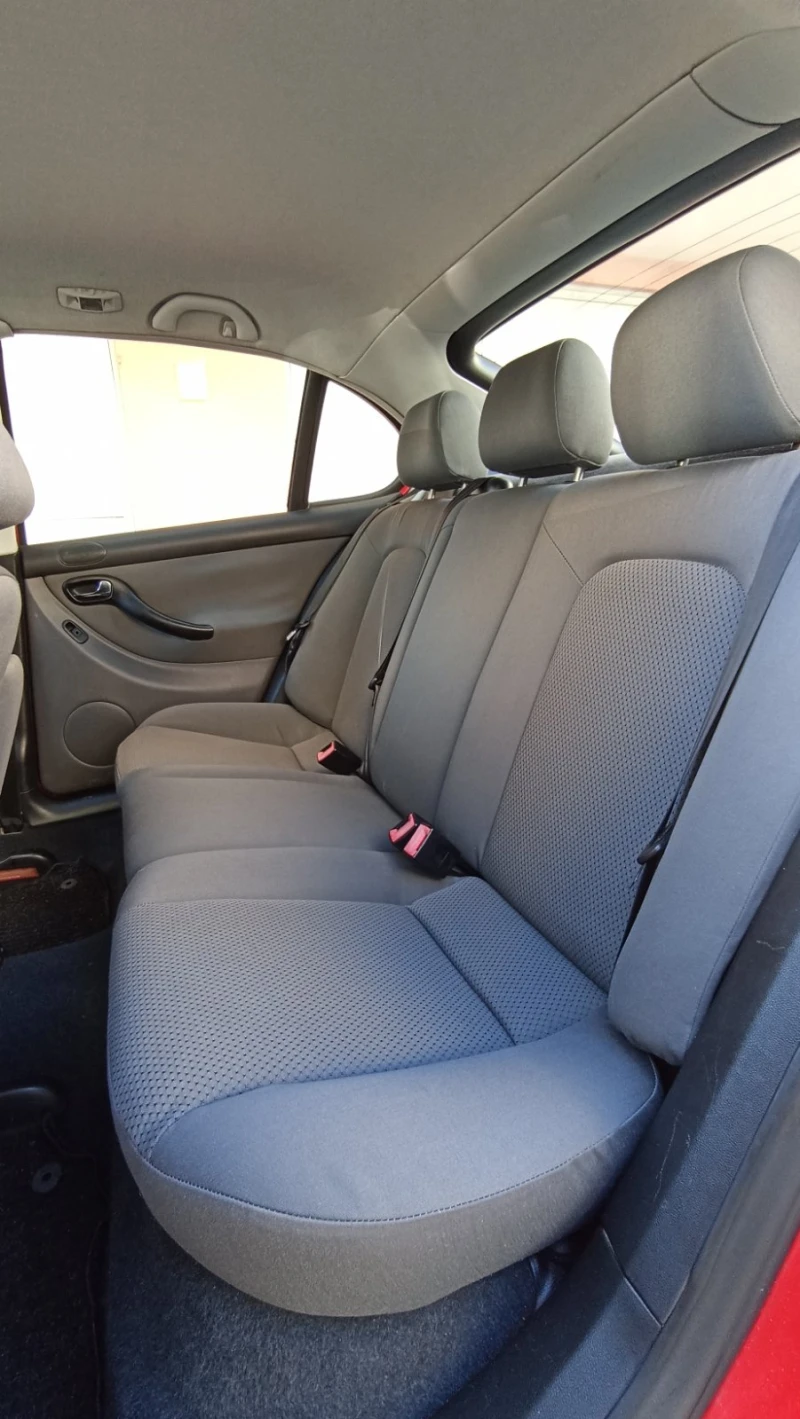 Seat Leon, снимка 7 - Автомобили и джипове - 52592257