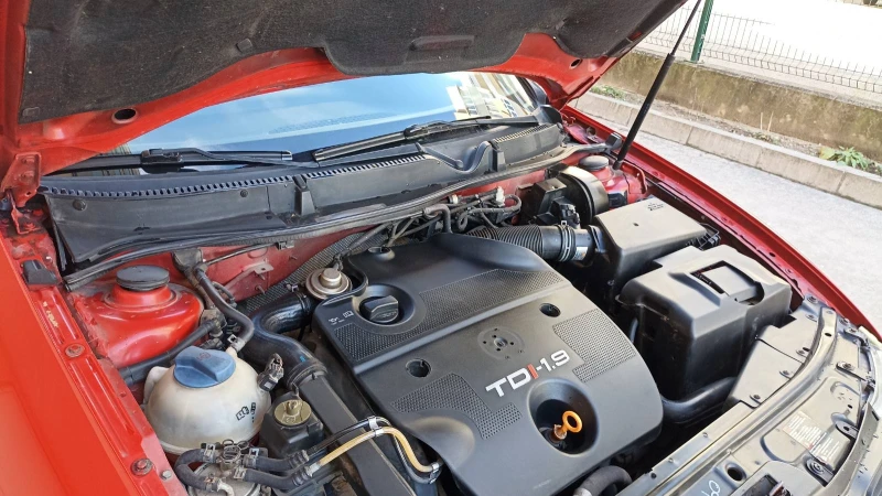 Seat Leon, снимка 4 - Автомобили и джипове - 52592257