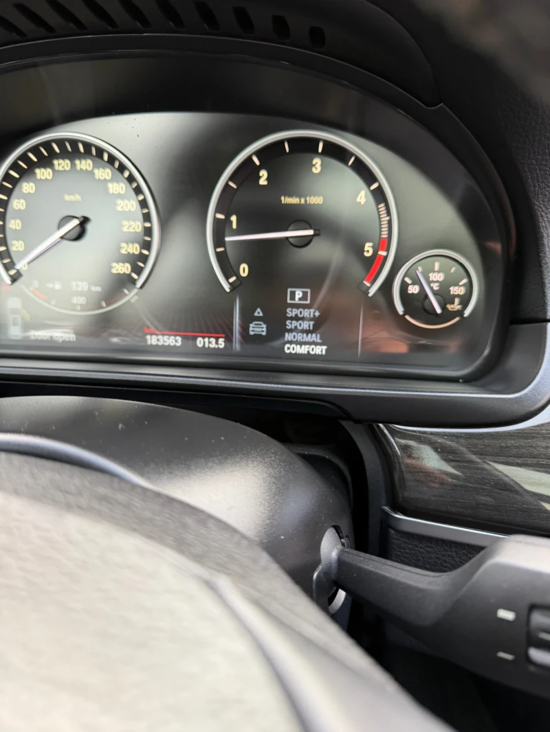 BMW 530 d xdrive с Вакум на Вратите 258кония 3.0d Панорама, снимка 16 - Автомобили и джипове - 52913121