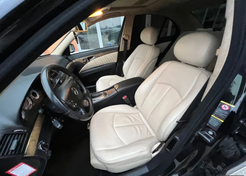 Mercedes-Benz E 500 Avantgarde AMG Pack 4-matic, снимка 10 - Автомобили и джипове - 53050087