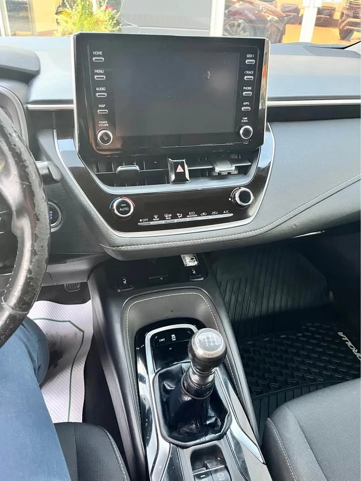 Toyota Corolla Hatchback SE * * CARFAX * *  * *  | Mobile.bg   12