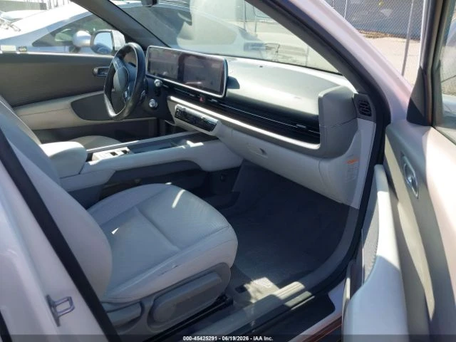 Hyundai Ioniq 6 LONG RANGE* SEL* �������* ������* NAVI* LED*  | Mobile.bg � ����������� 5