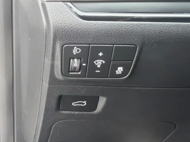 Kia K5 3Rd Generation 2.0 Lpi Trendy , снимка 15 - Автомобили и джипове - 56560009