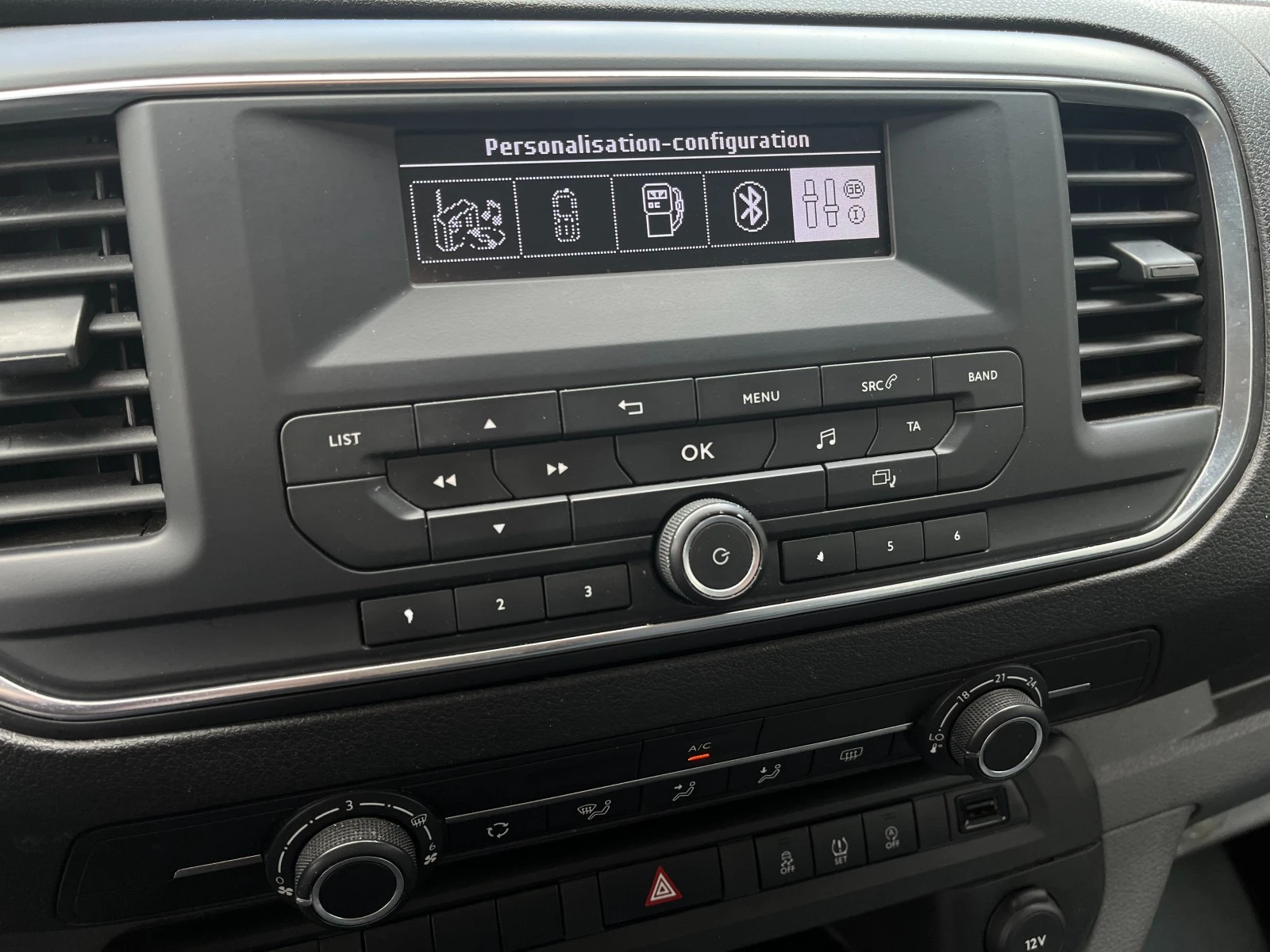 Peugeot Traveler 1.6HDI + 6  | Mobile.bg   12