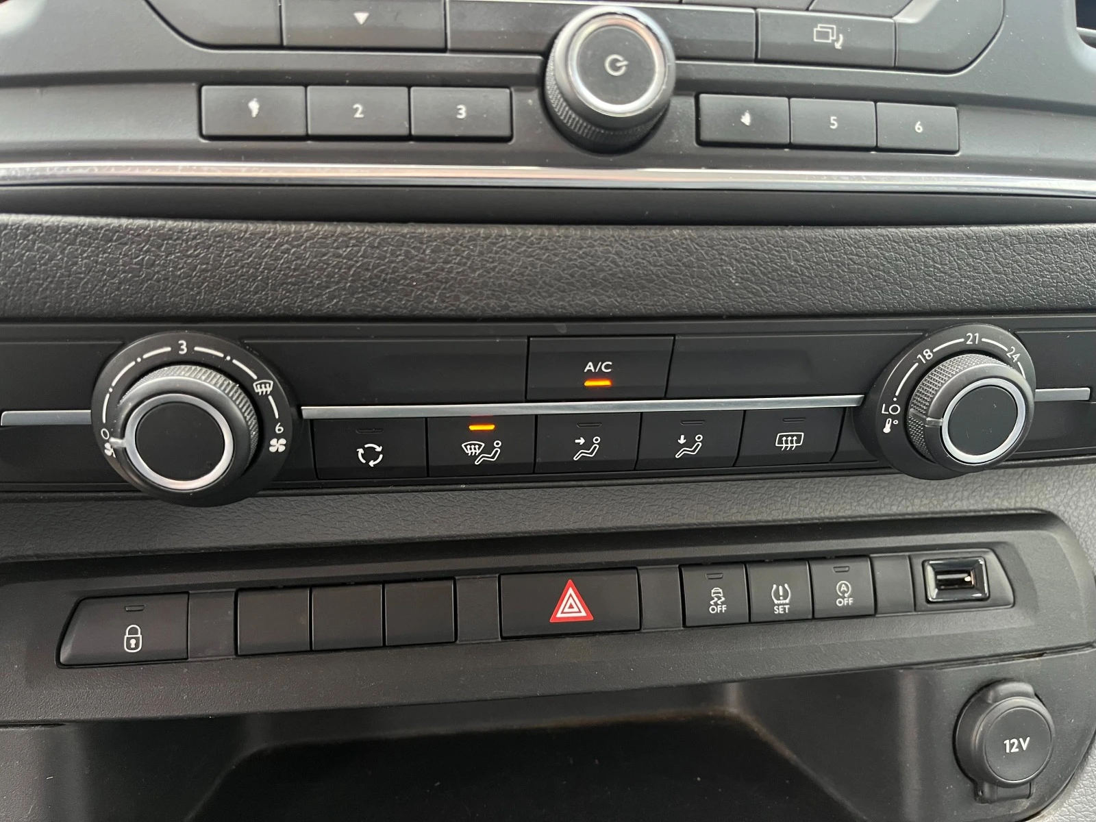 Peugeot Traveler 1.6HDI + 6  | Mobile.bg   13