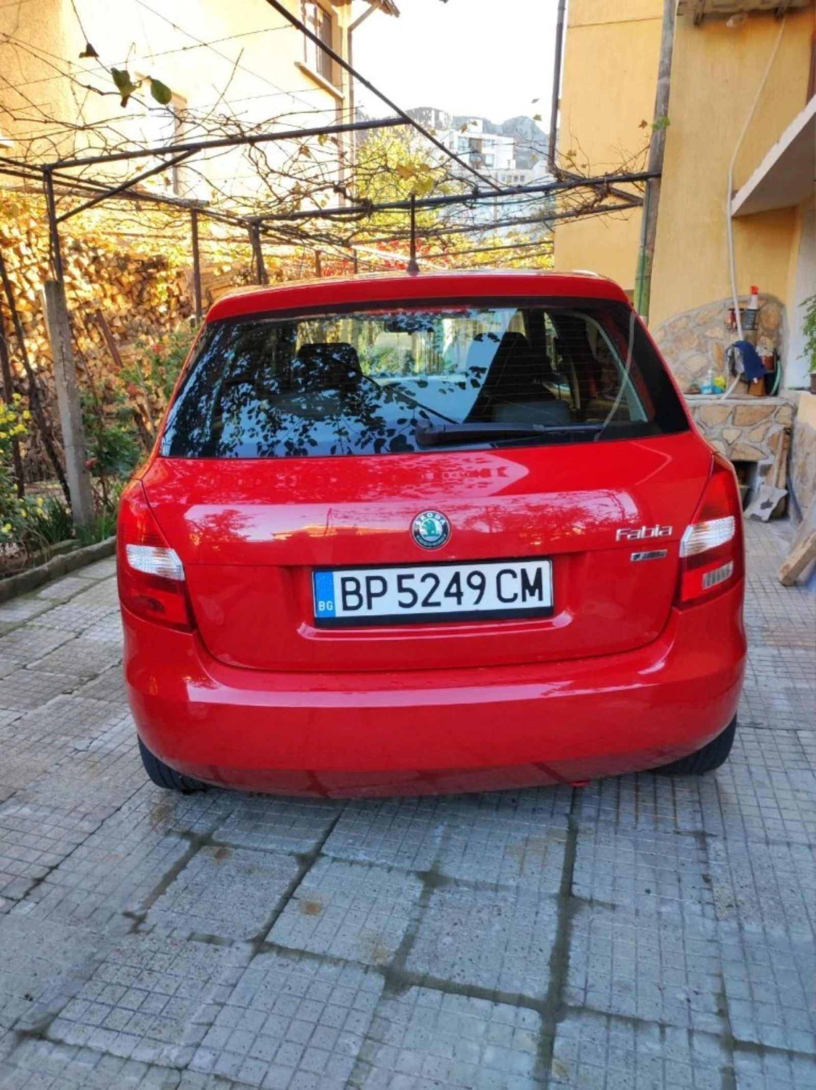 Skoda Fabia 1.2i - изображение 2