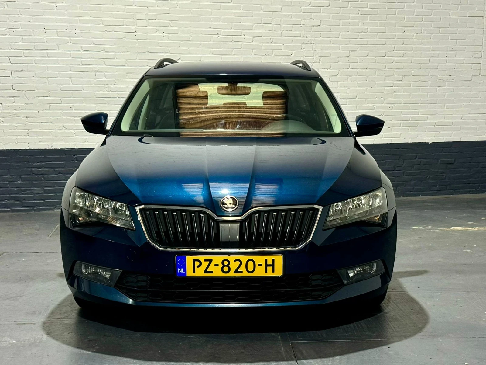 Skoda Superb 1.6 TDI 120 kc 2017 DSG AUT  - изображение 2