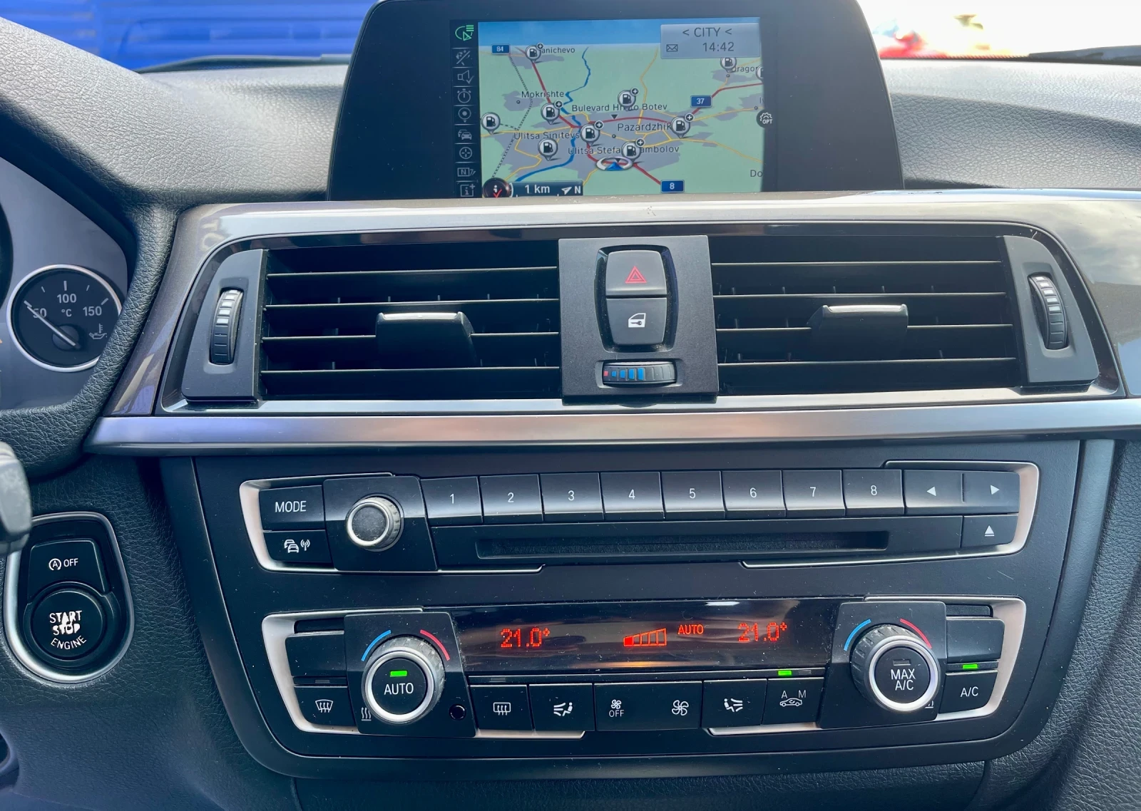 BMW 320 320D Navi, Xenon, Avtomat - изображение 9