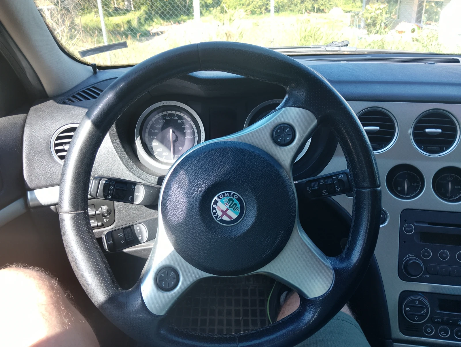 Alfa Romeo 159 sportwagon 1.9JTDM - изображение 9