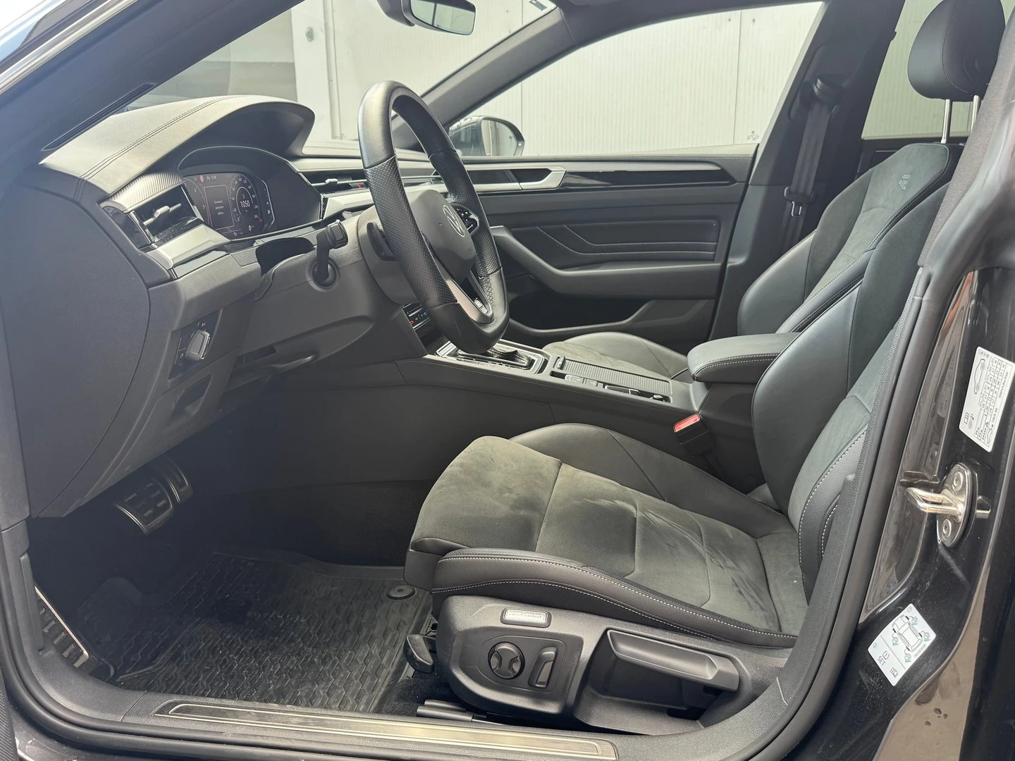 VW Arteon R-Line 2.0 TDI SCR DSG | Mobile.bg � ����������� 4