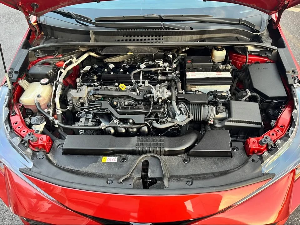 Toyota Corolla Hatchback SE * * CARFAX * * АВТОКРЕДИТ * *  - изображение 8