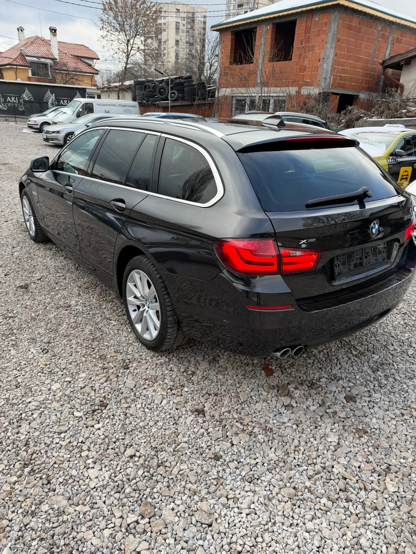 BMW 530 d xdrive с Вакум на Вратите 258кония 3.0d Панорама - изображение 4