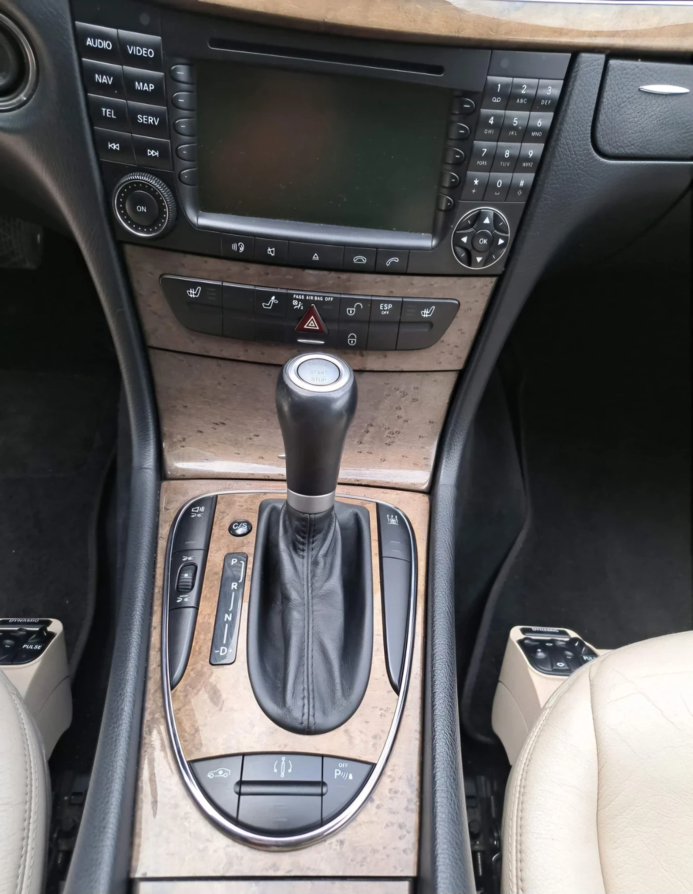 Mercedes-Benz E 500 Avantgarde AMG Pack 4-matic - изображение 8