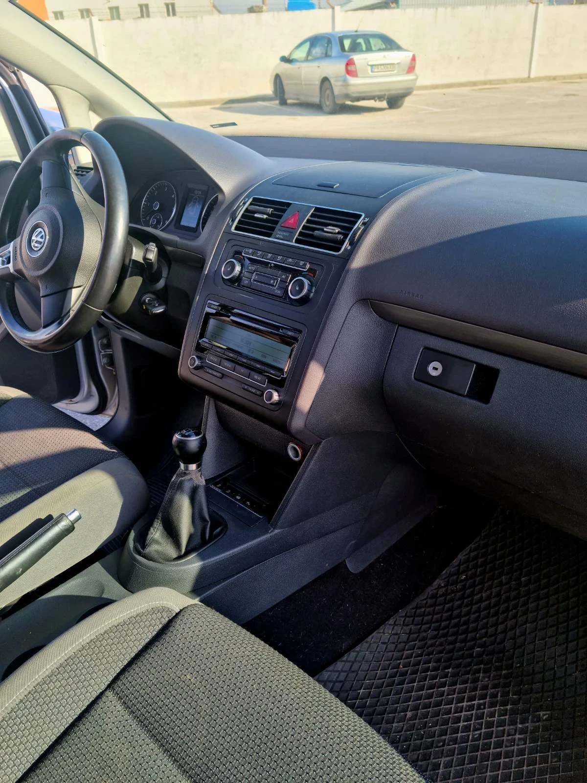 VW Touran 1.6 TDI | Mobile.bg � ����������� 8