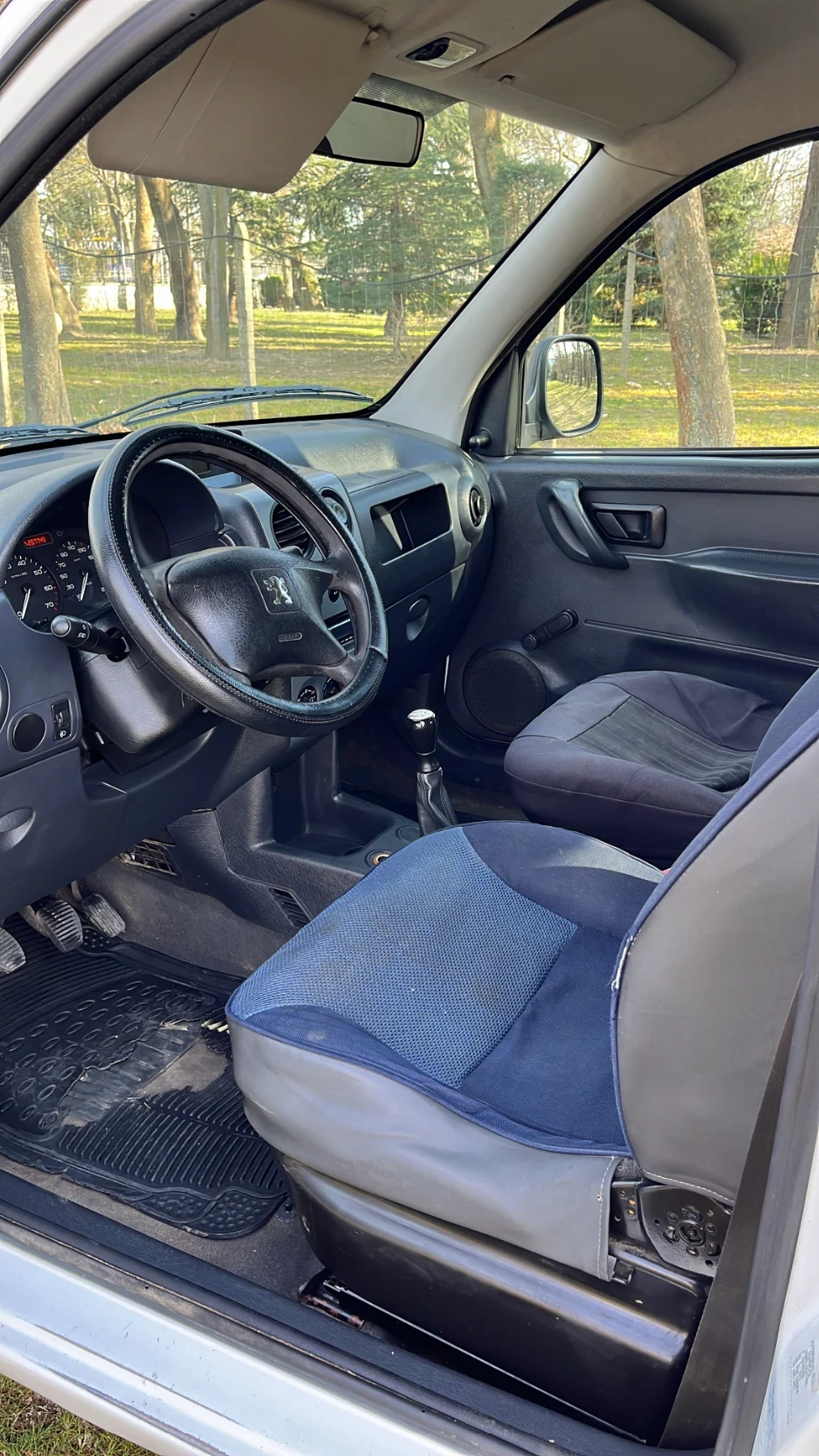 Peugeot Partner 1.6 HDI Origin Реални километри, снимка 8 - Автомобили и джипове - 53764806