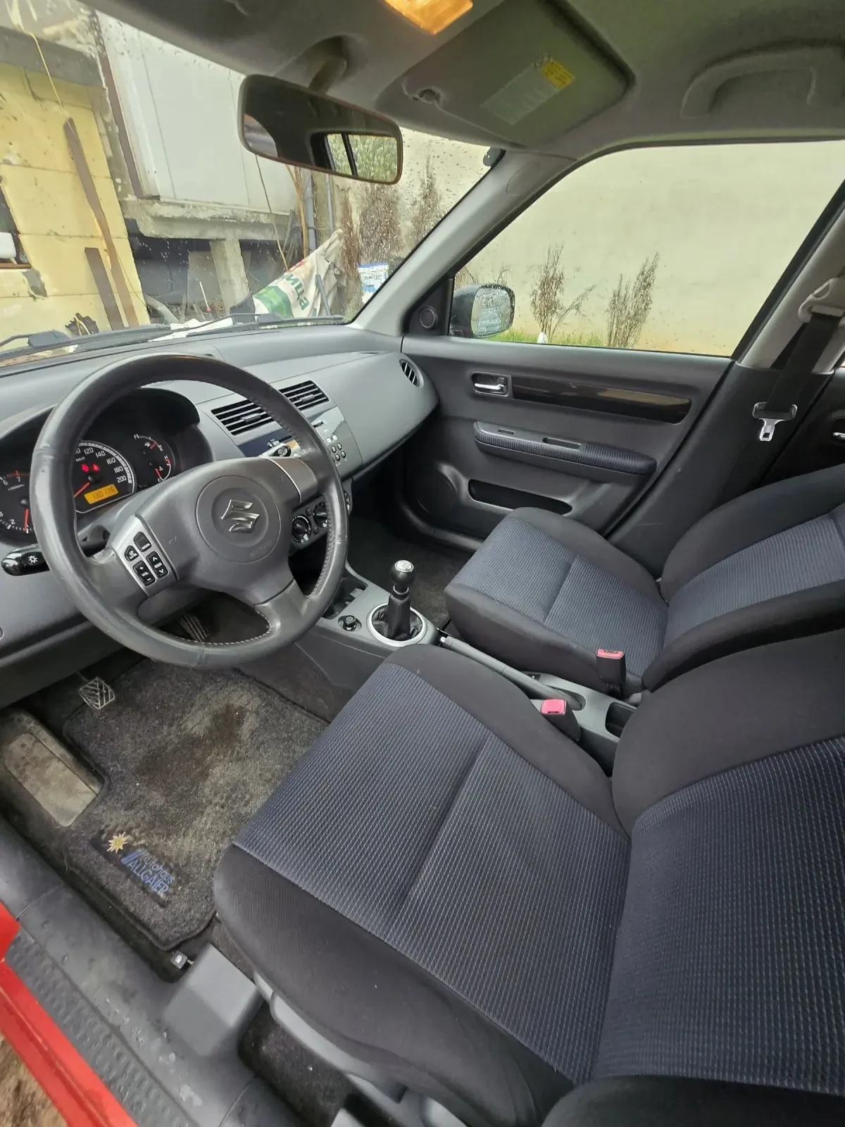 Suzuki Swift 1.3 бензин 90к.с  4Х4 2009г , снимка 13 - Автомобили и джипове - 54000182