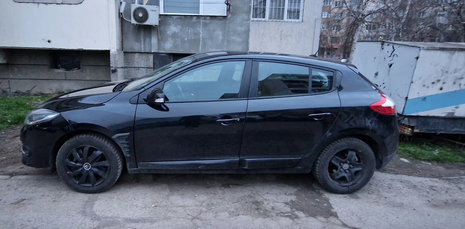 Renault Megane 1.5 dci, снимка 7 - Автомобили и джипове - 54070606