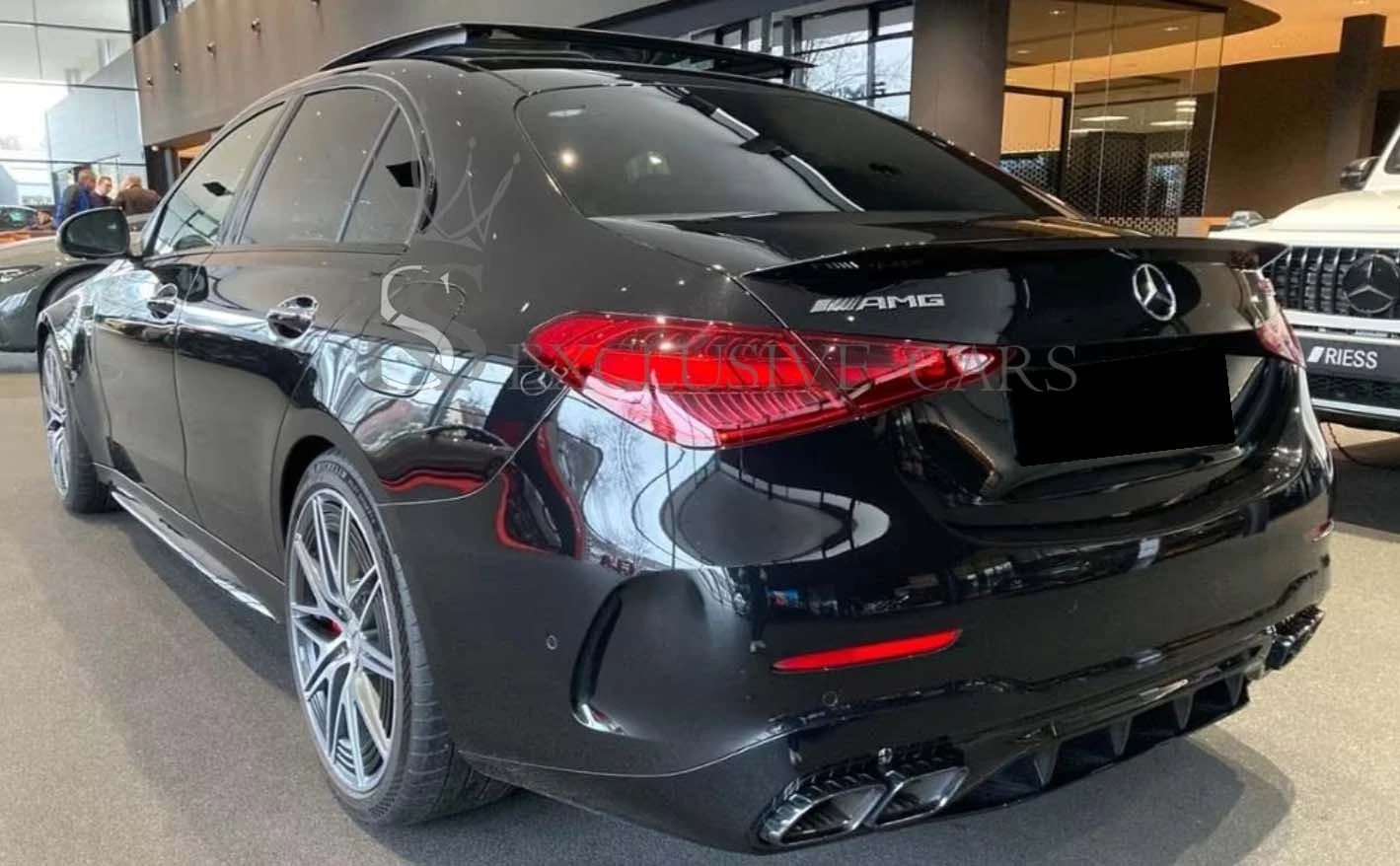 Mercedes-Benz C 63 AMG AMG S E* PANO* BURMESTER* HUD* 360* , снимка 5 - Автомобили и джипове - 54253758