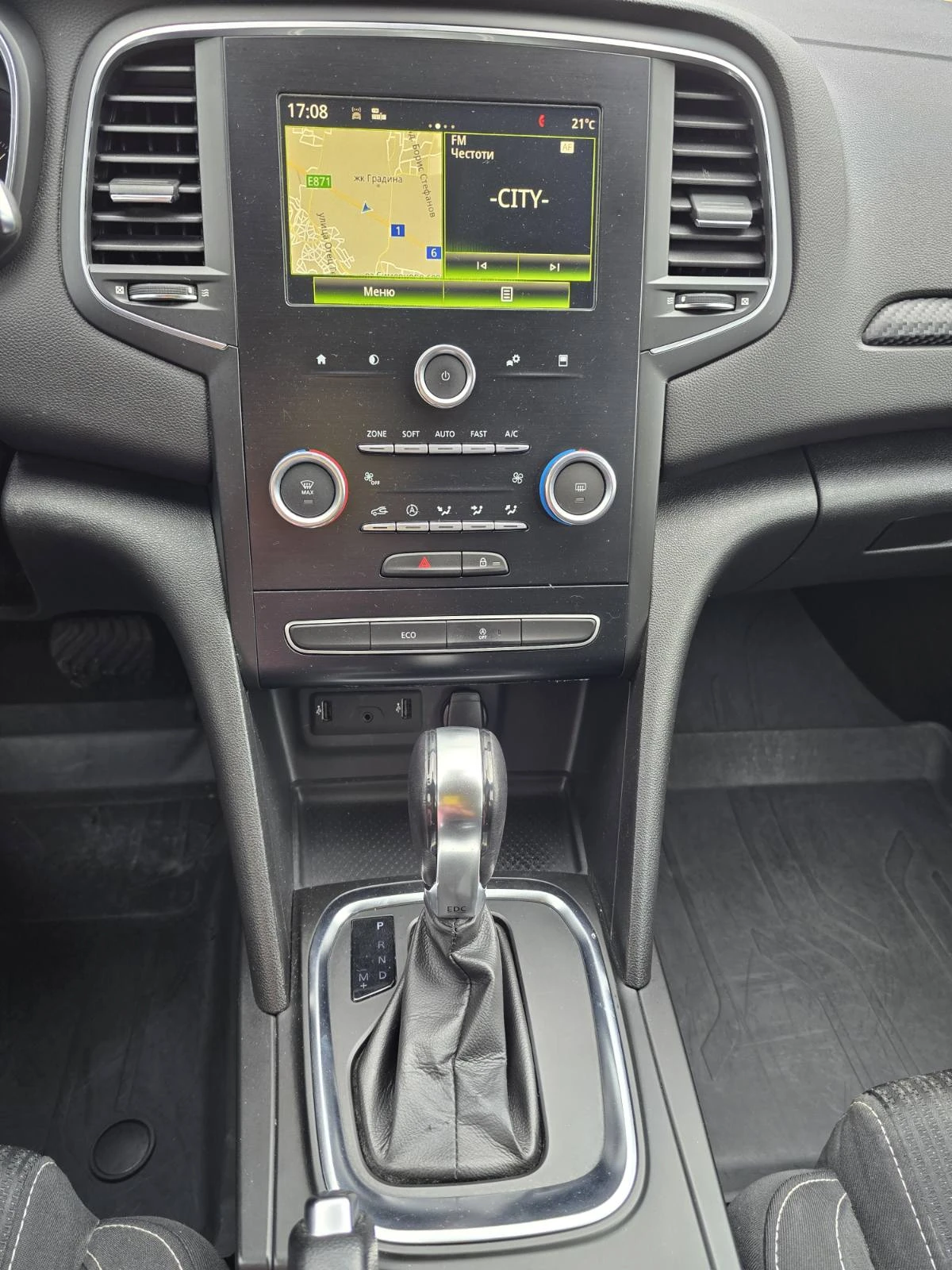 Renault Megane 1.5DCI АВТОМАТИК, снимка 11 - Автомобили и джипове - 54653967