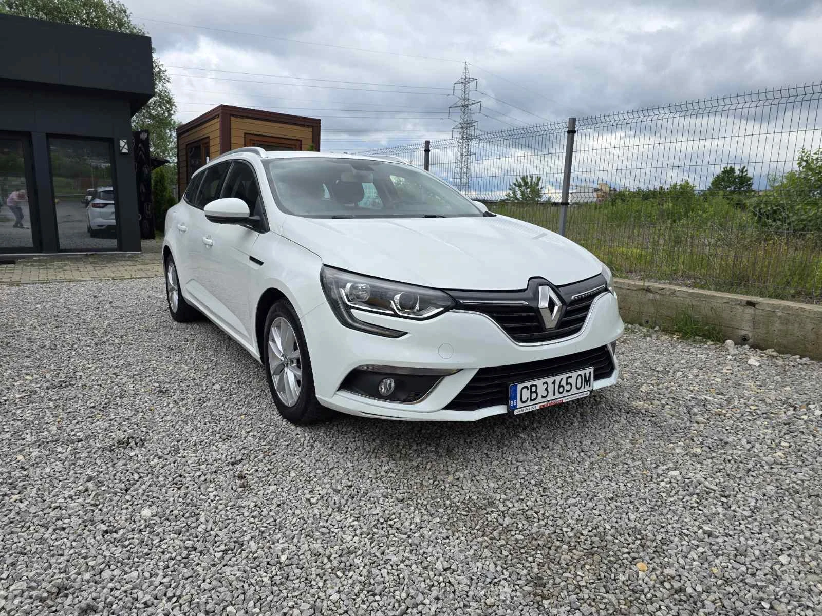 Renault Megane 1.5DCI АВТОМАТИК, снимка 4 - Автомобили и джипове - 54653967