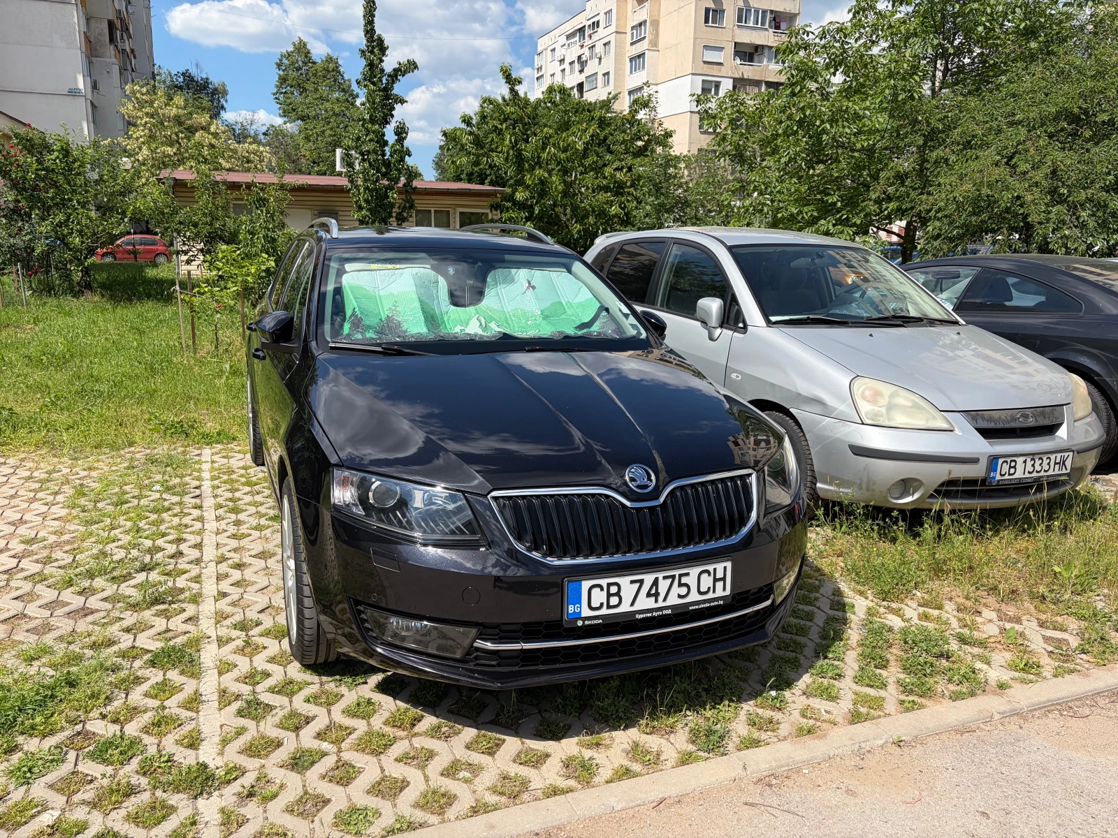 Skoda Octavia 1.6 TDI, снимка 8 - Автомобили и джипове - 54800965