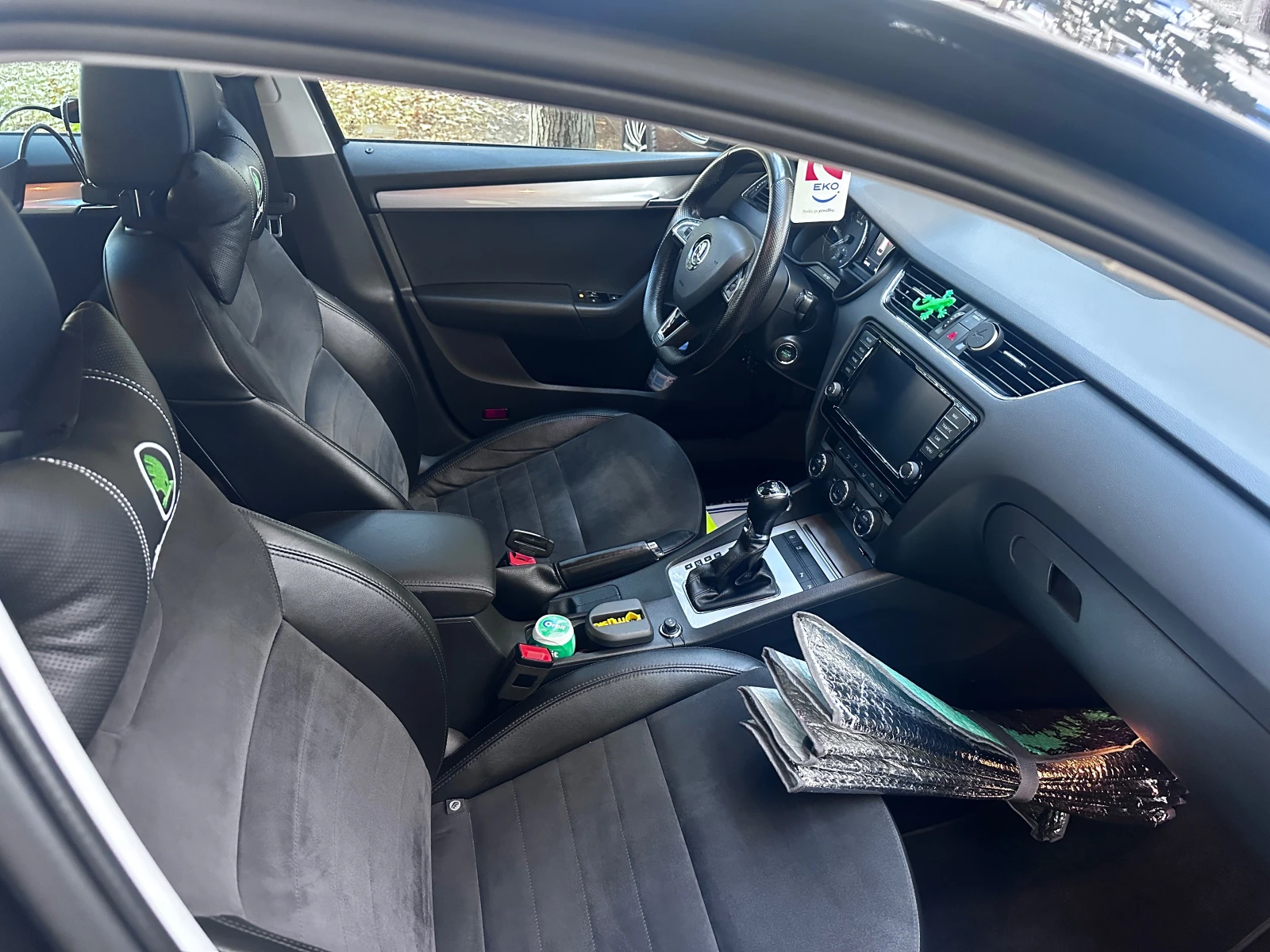 Skoda Octavia 1.6 TDI, снимка 4 - Автомобили и джипове - 54800965