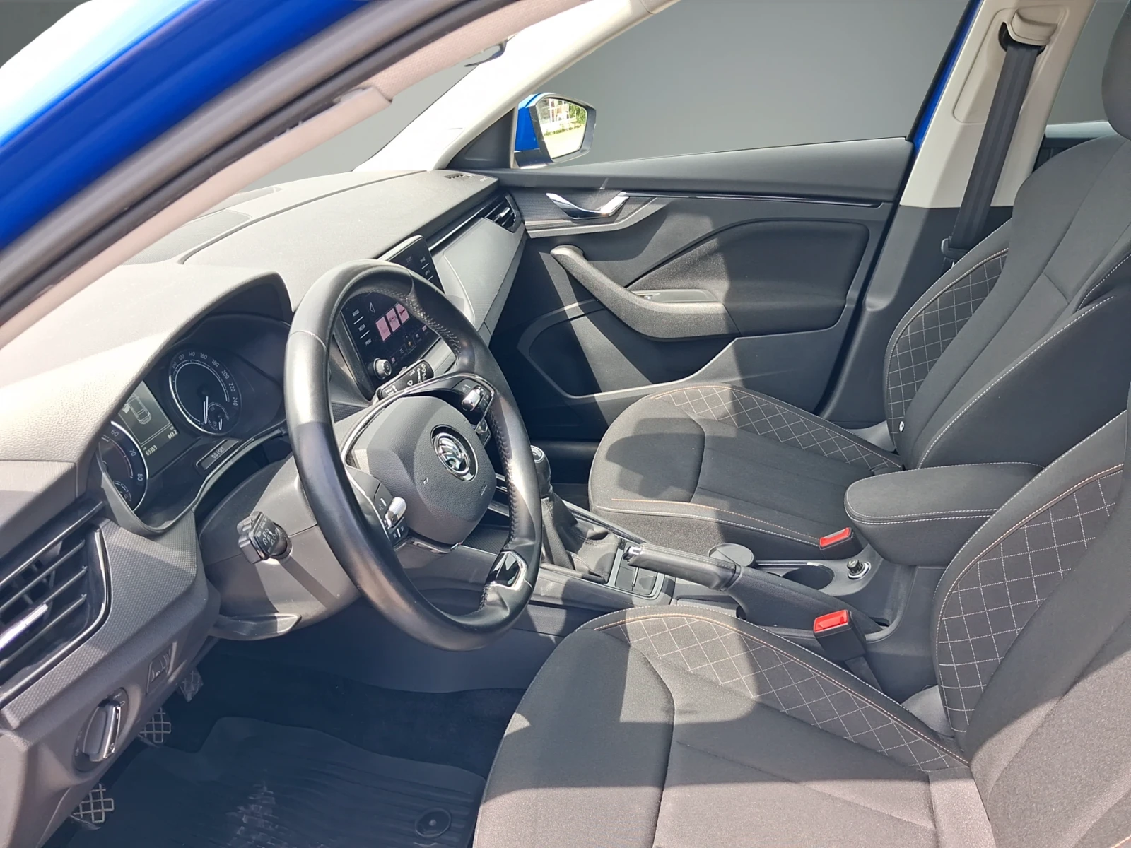 Skoda Scala Амбишън 1, 0 TSI, 110 к.с., 6M, снимка 9 - Автомобили и джипове - 54944971