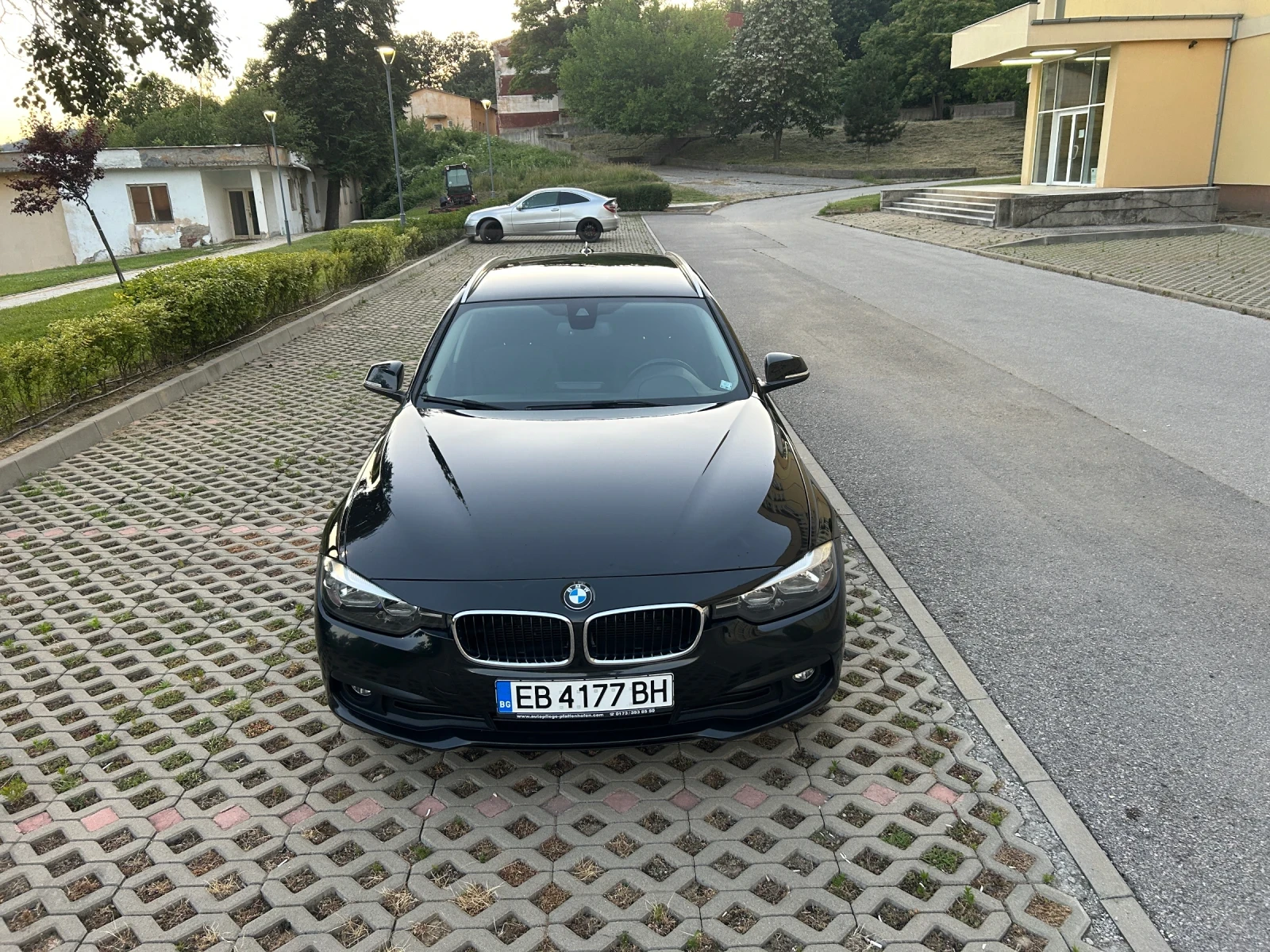 BMW 320 F31 Xdrive Facelift B47, снимка 11 - Автомобили и джипове - 55124673