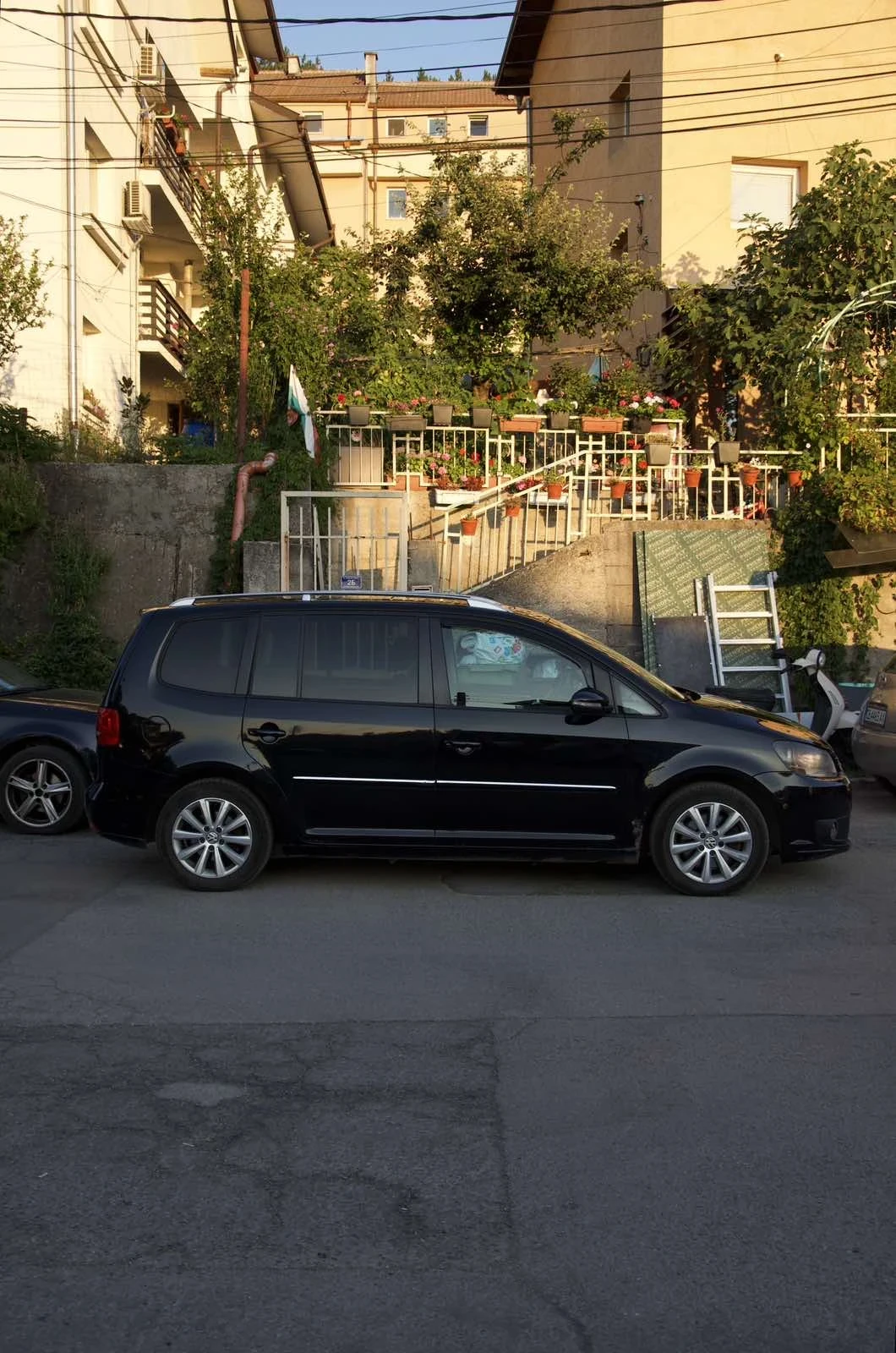 VW Touran Mini van, снимка 5 - Автомобили и джипове - 55661723